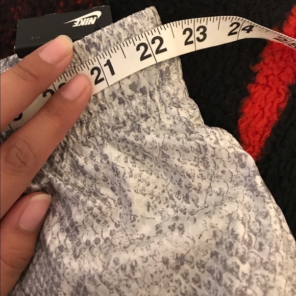 Nike snake pants - Picture 5 of 7
